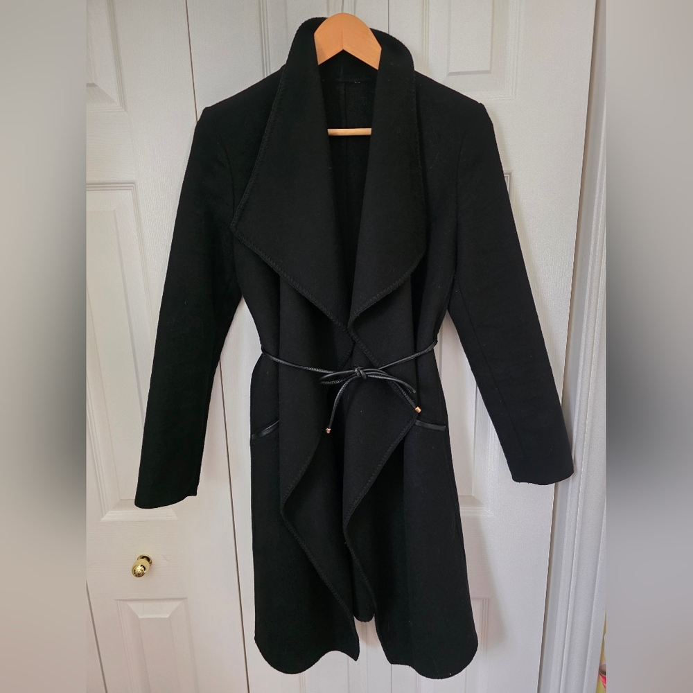 Elegant Black Women's Coat S/M